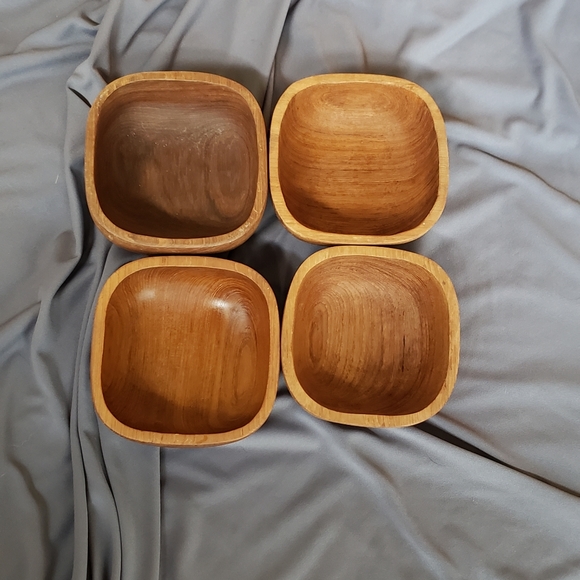 Teak Salad Bowls - Picture 8 of 11